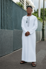 Omani Mat Brodé Adulte - Blanc Gris